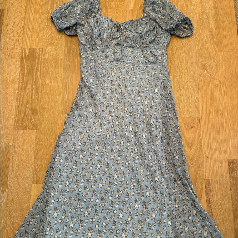 Blue Ruffled Tiered Midi Sundress with Sweetheart Neckline